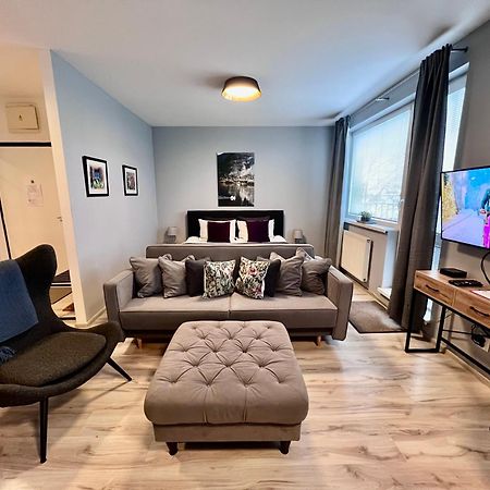 Bl - The Executive Suite, Boru - 24Hr Self Check-In, Free Private Parking, Balcony With Mountain View, 5 Minute Walk To City Center Banská Bystrica Exterior foto